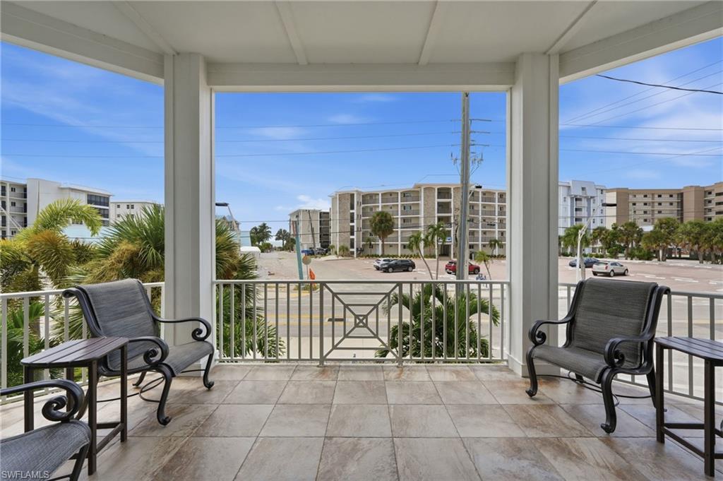 2601 Estero BLVD photo 8