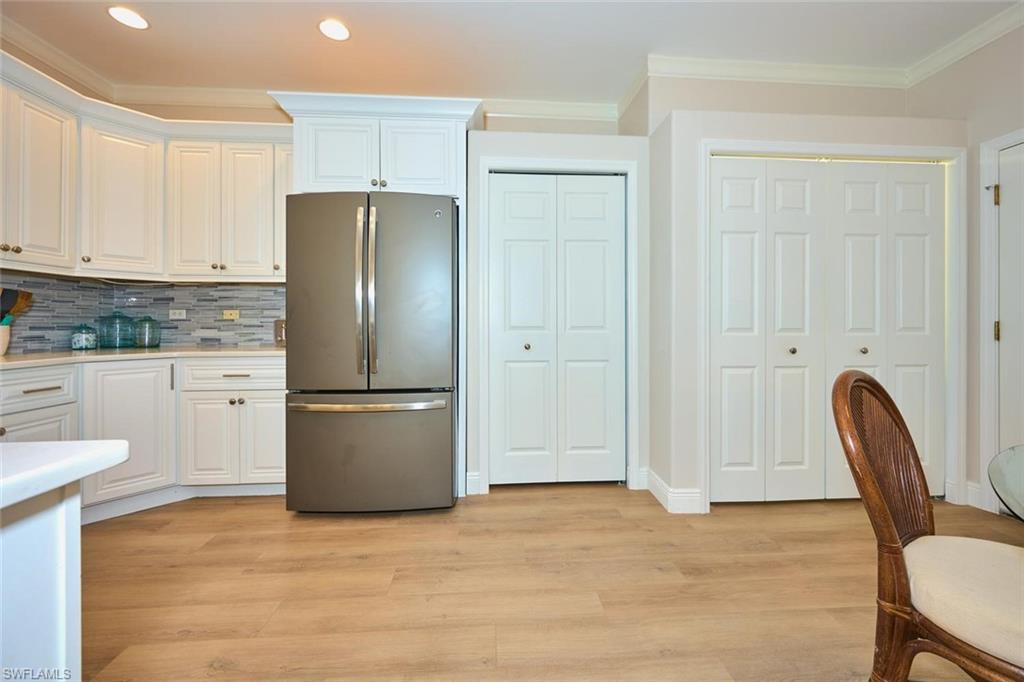 8837 E Bay CIR photo 23