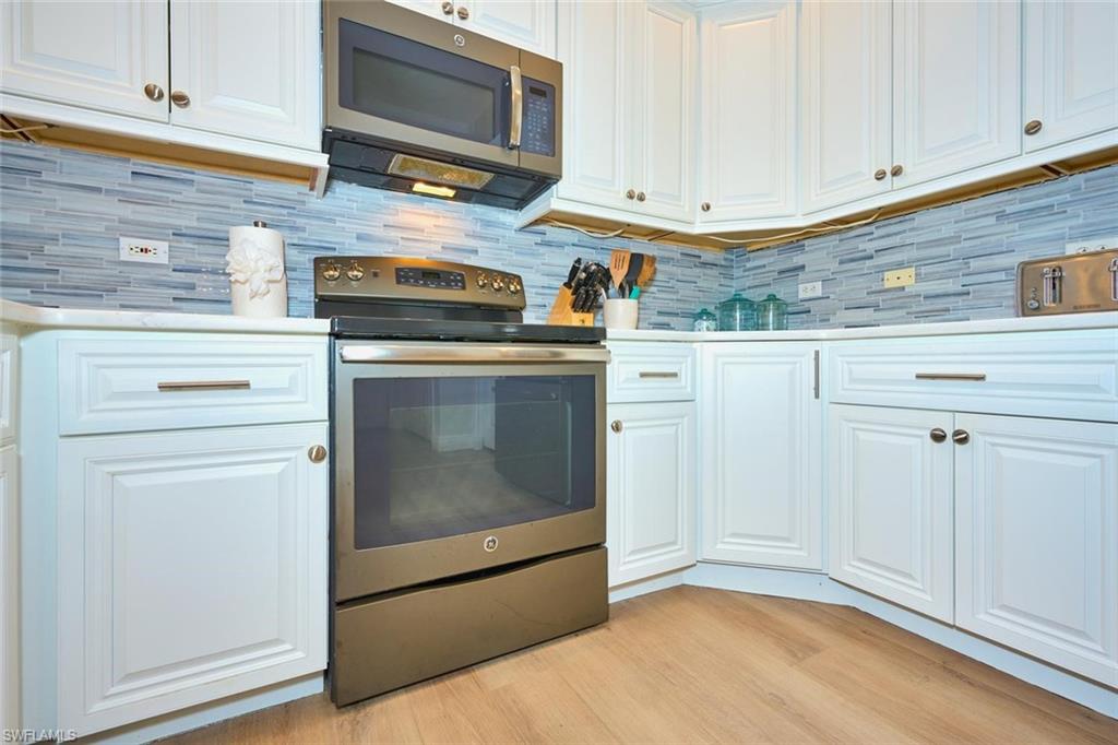 8837 E Bay CIR photo 31