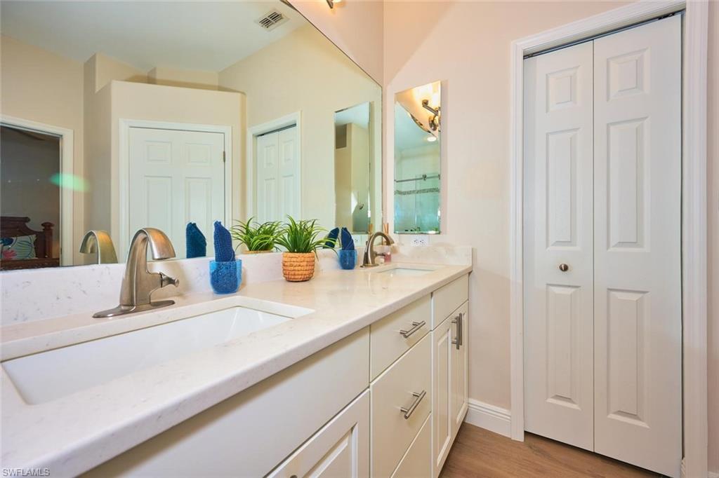 8837 E Bay CIR photo 39