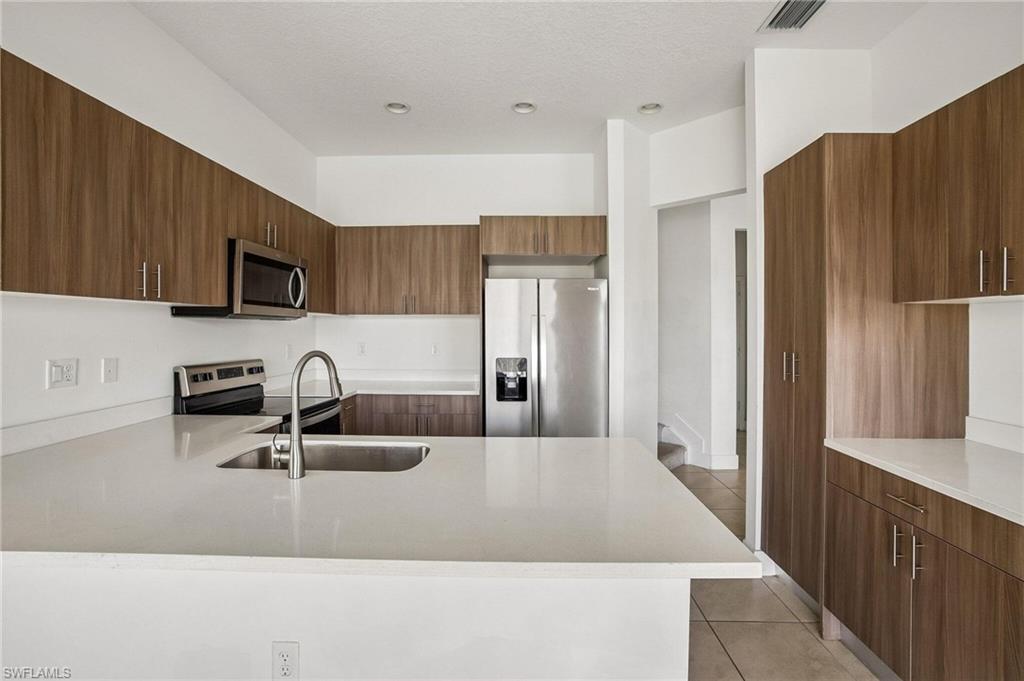5637 Agostino WAY photo 15
