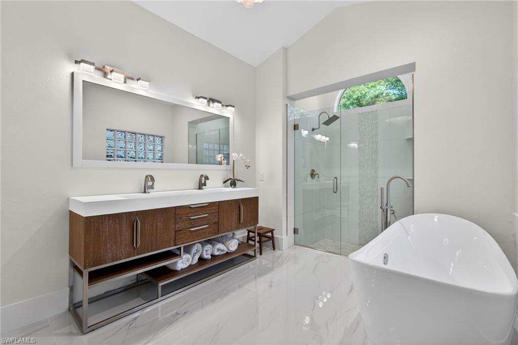 7657 Ponte Verde WAY photo 14