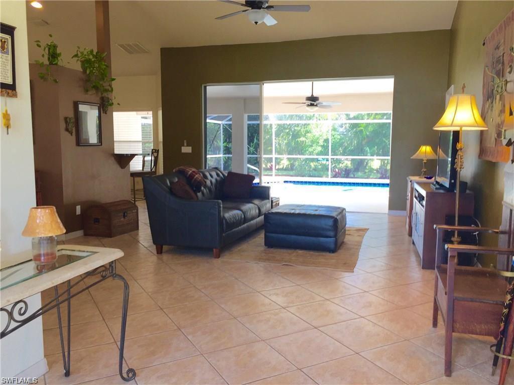 703 SW Santa Barbara PL