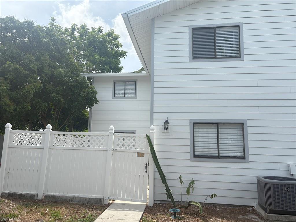11929 Corinne Lee CT 102 photo 20