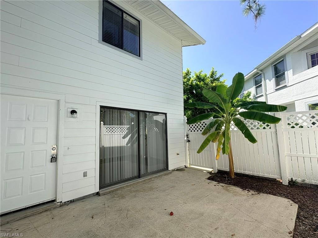 11929 Corinne Lee CT 102 photo 18