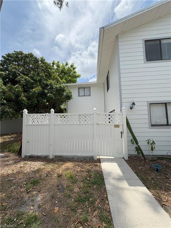 11929 Corinne Lee CT 102 photo 19
