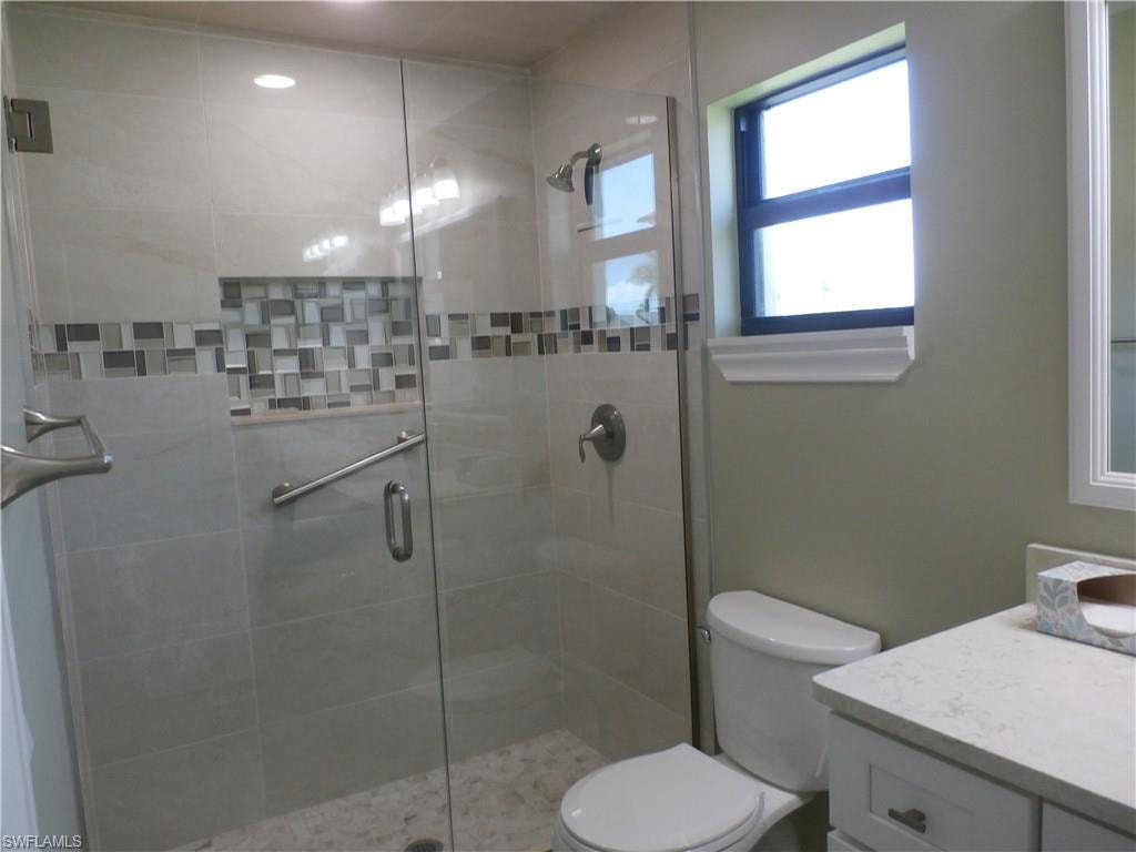 11140 Caravel CIR 107 photo 9