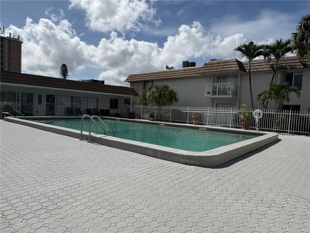 1830 Maravilla AVE 504 photo 24