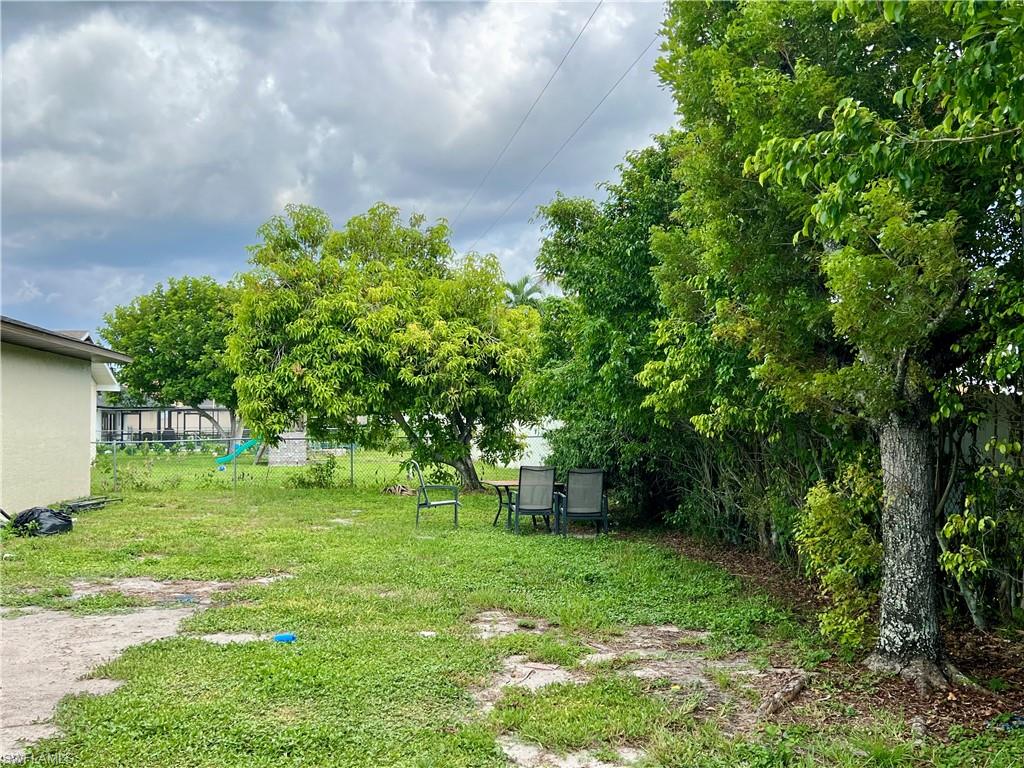 118 SW 10th TER photo 30