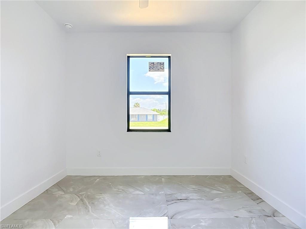 103 Ruby AVE N photo 20