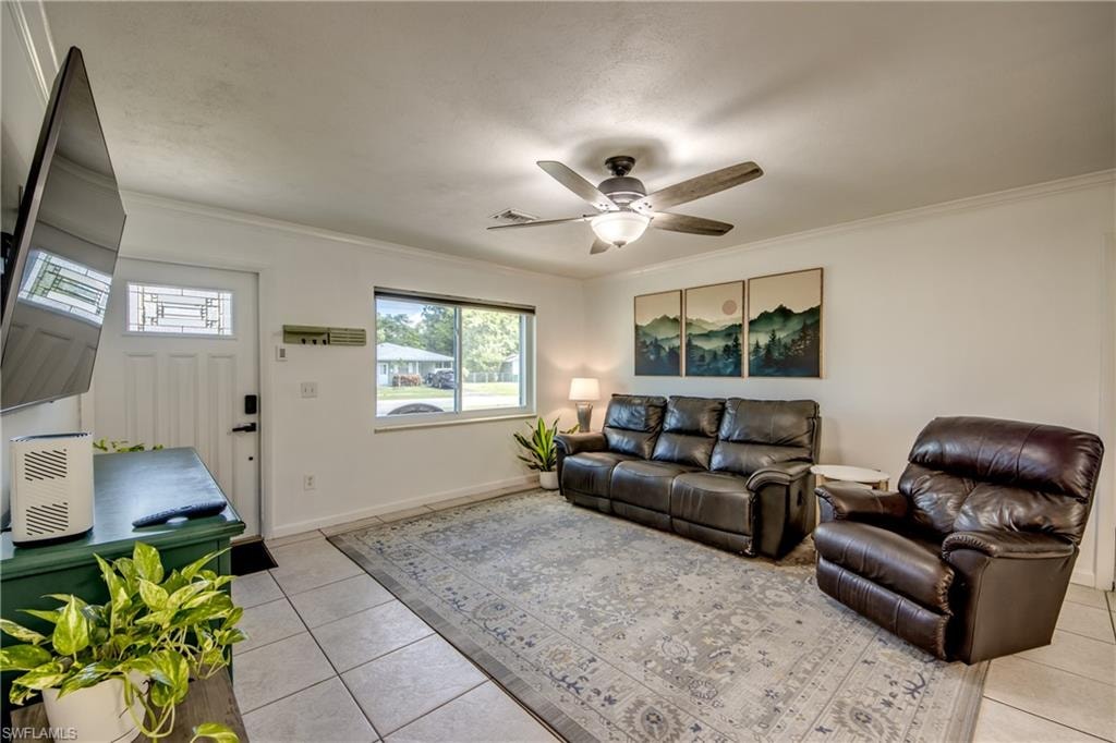2912 Poinciana DR photo 8