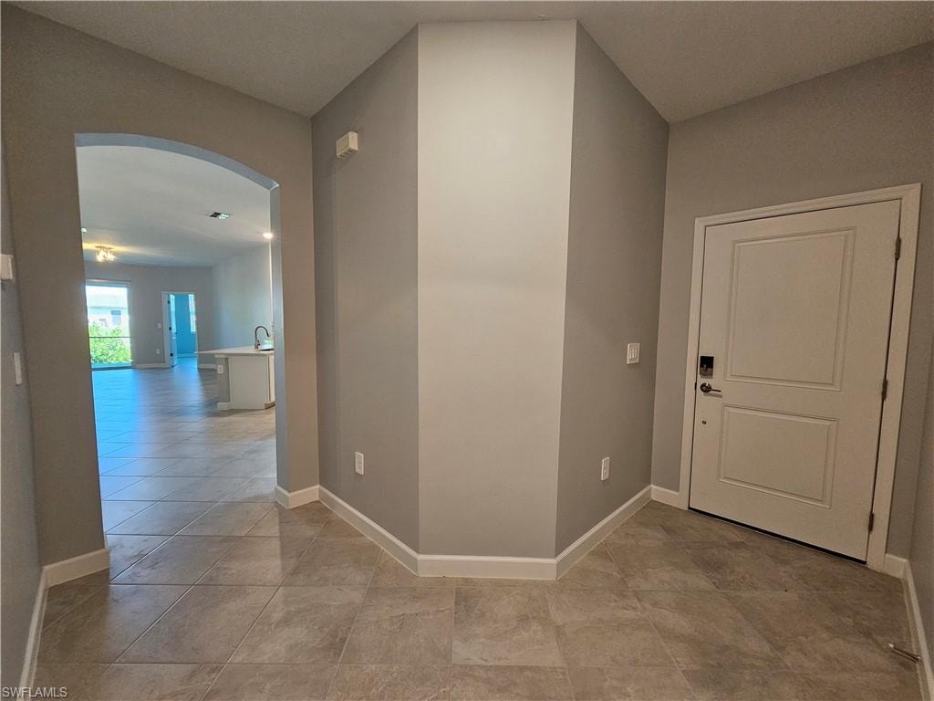 20503 Hazelnut CT S