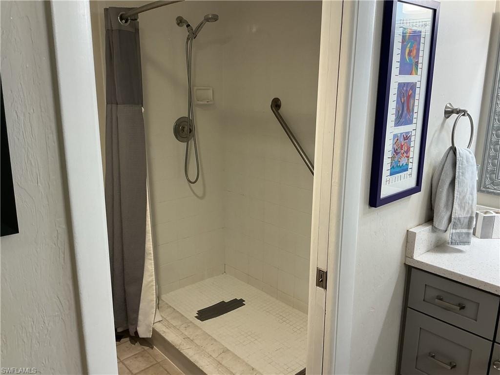 5730 Trailwinds DR 411 photo 17