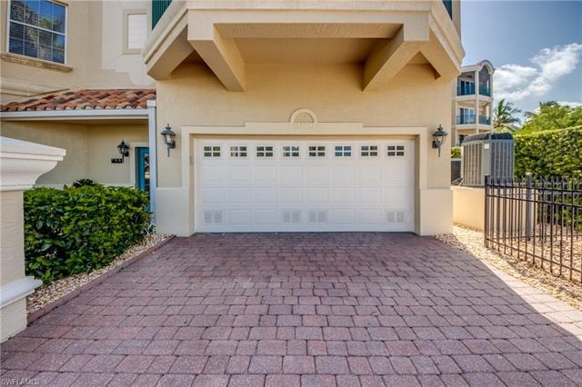 2-Car Garage
