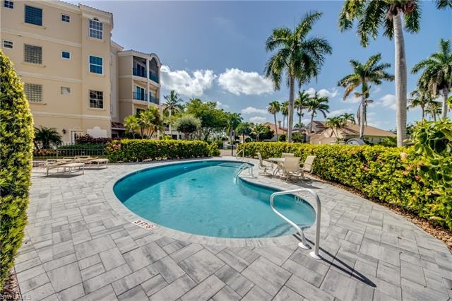 11160 Harbour Yacht Ct Resident Pool!