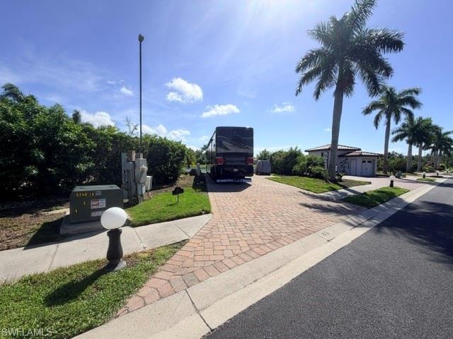 14100 Myakka AVE