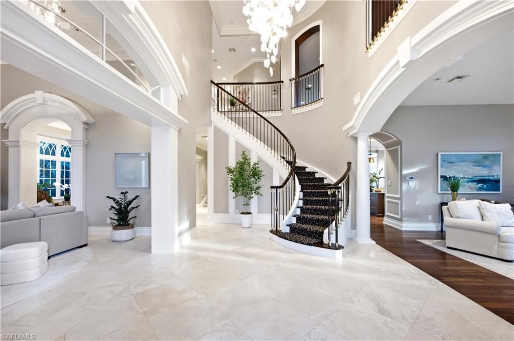 Entrance of 40 5th Ave S to the Wedding Staircase