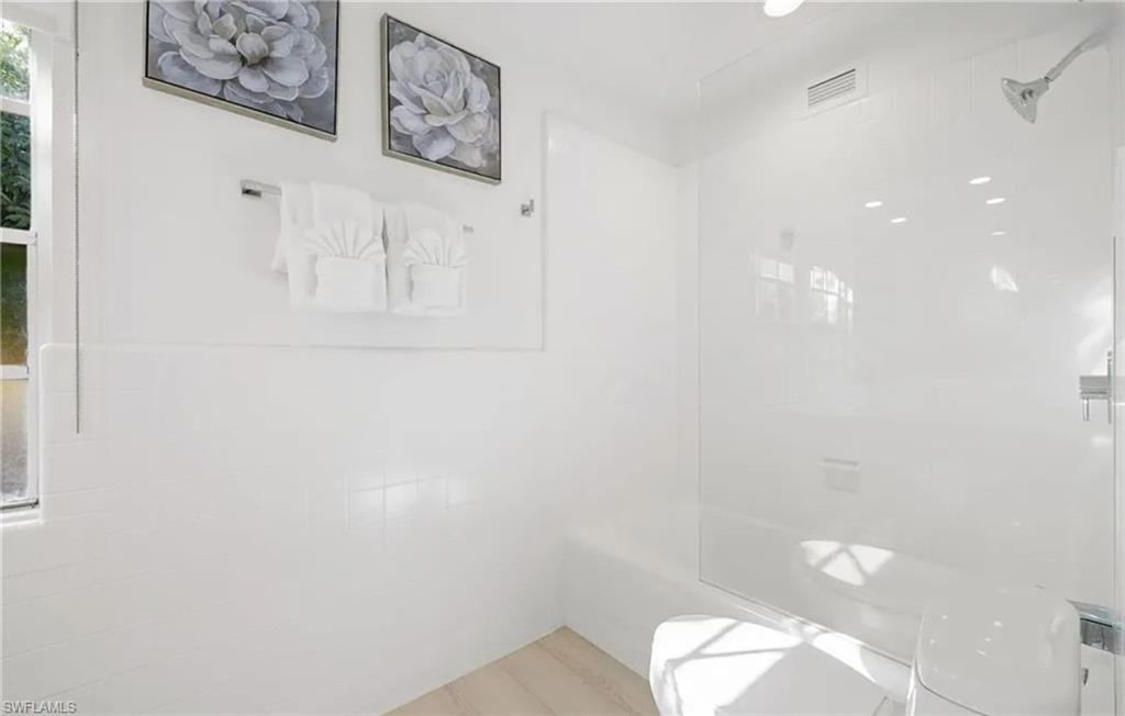 2728 Crayton RD photo 25