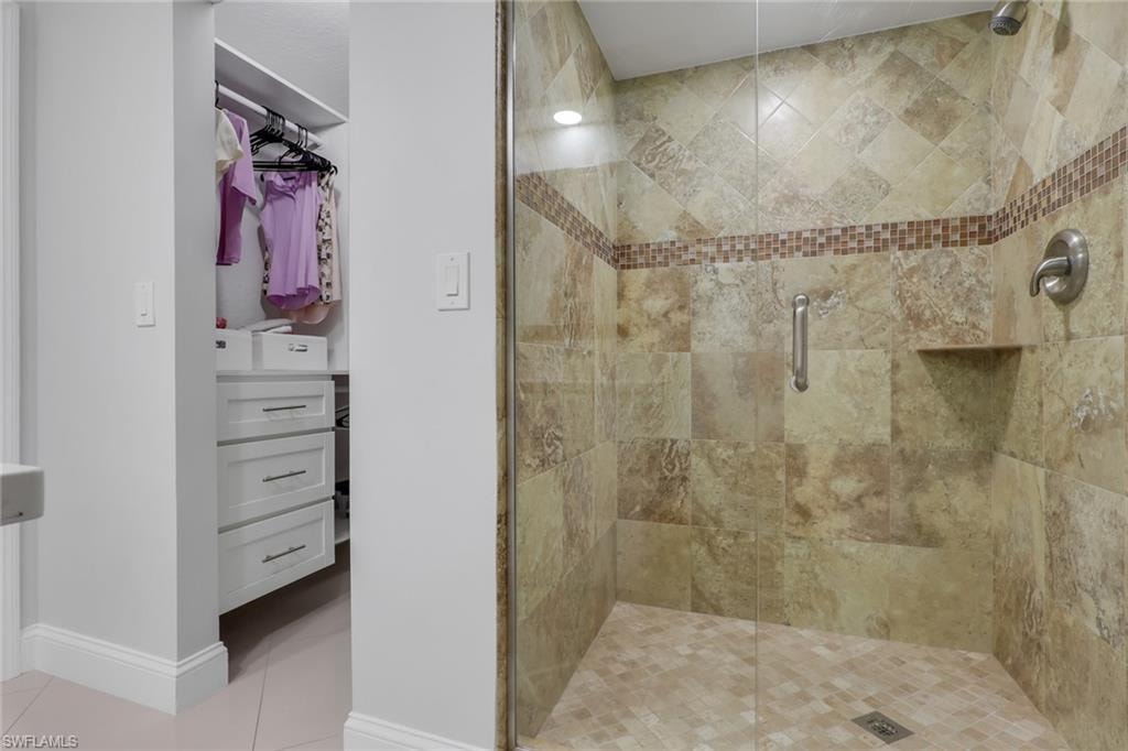9580 Victoria LN 104 photo 17