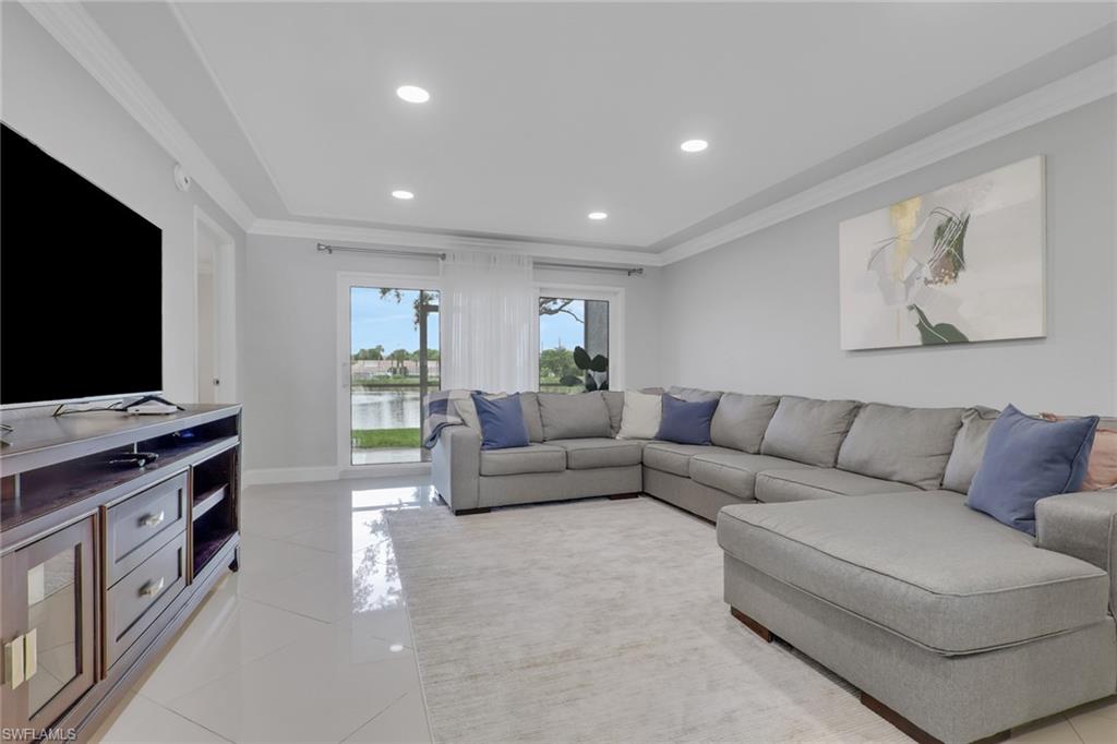9580 Victoria LN 104 photo 12