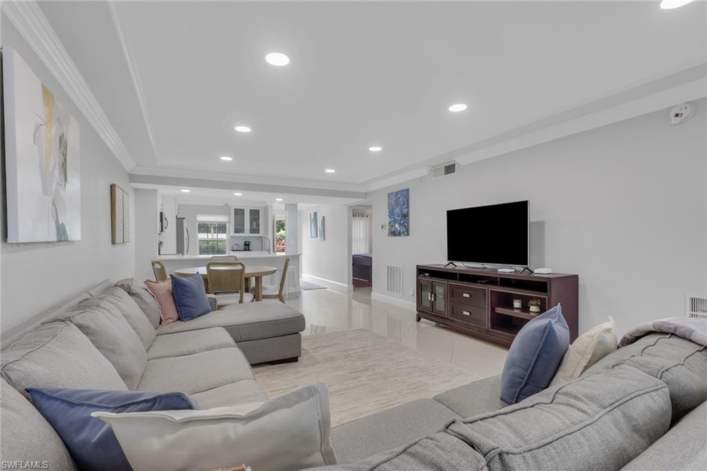 9580 Victoria LN 104 photo 11