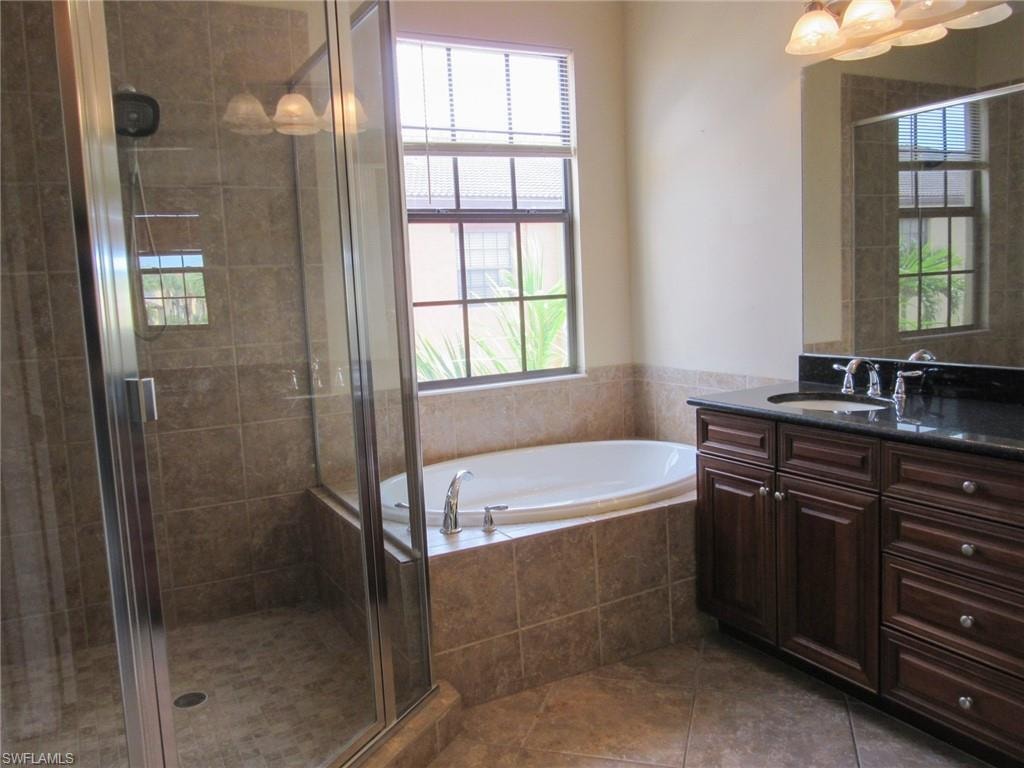 11908 Izarra WAY 7001 photo 16