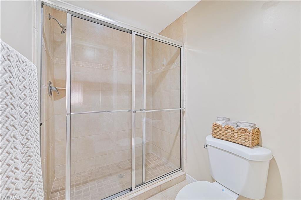 10020 Maddox LN 213 photo 34