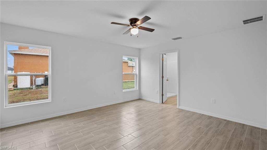 2123 24th TER photo 14