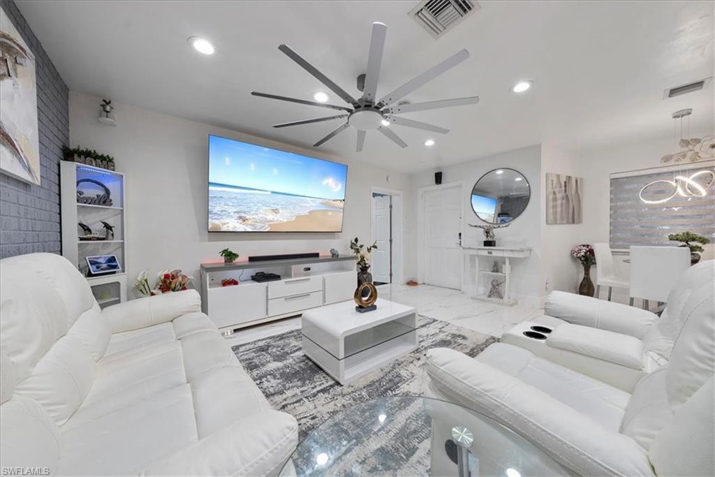 347 Beachwood AVE photo 8