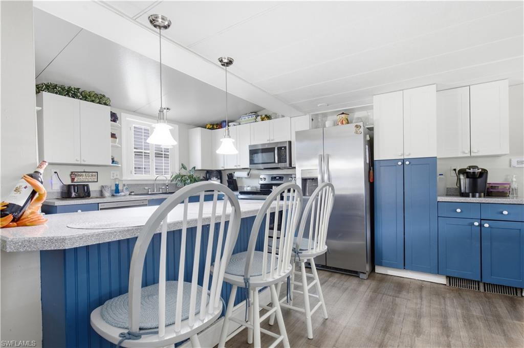 20 Derhenson DR photo 16