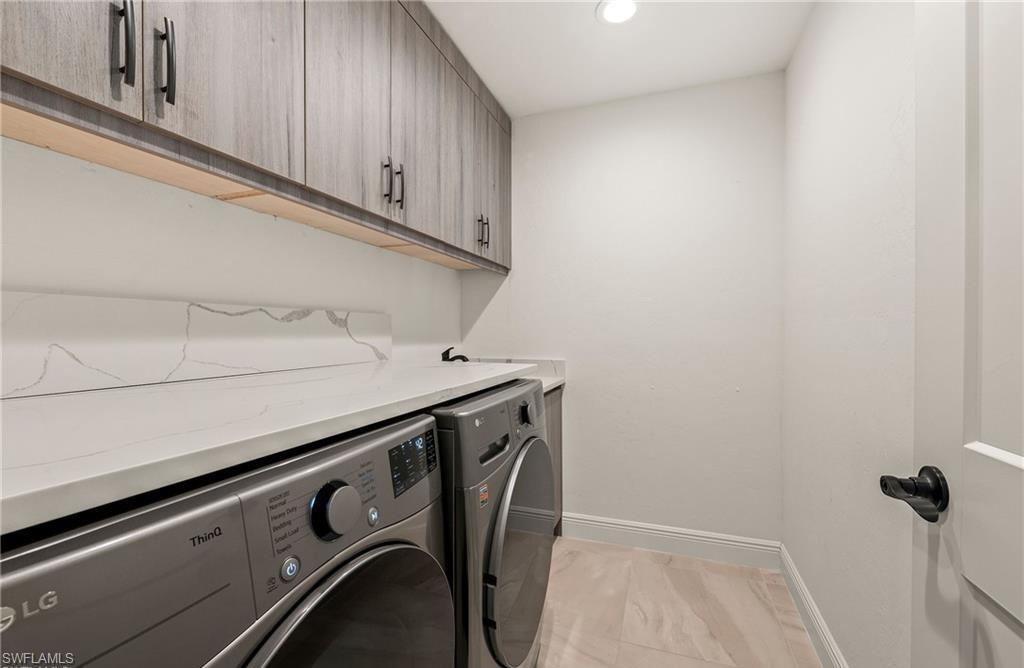 2307 Queens WAY photo 29