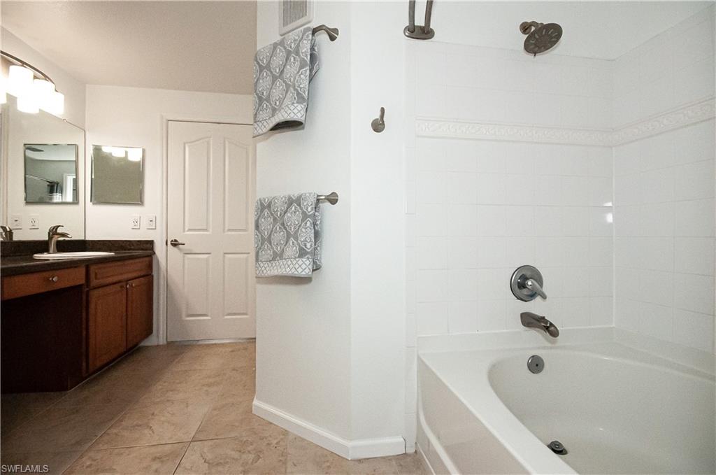 12980 Positano CIR 202 photo 10