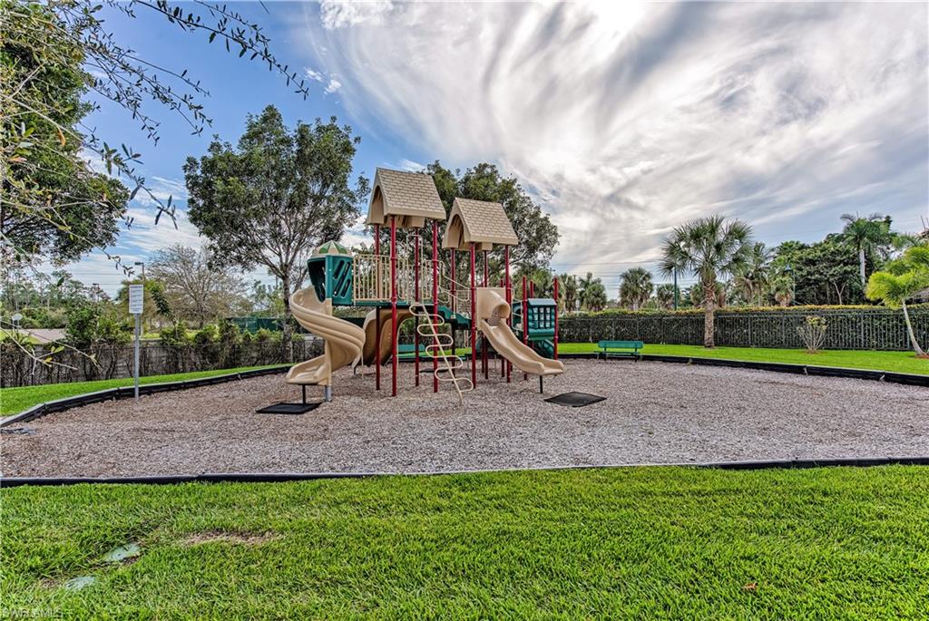 12980 Positano CIR 202 photo 18
