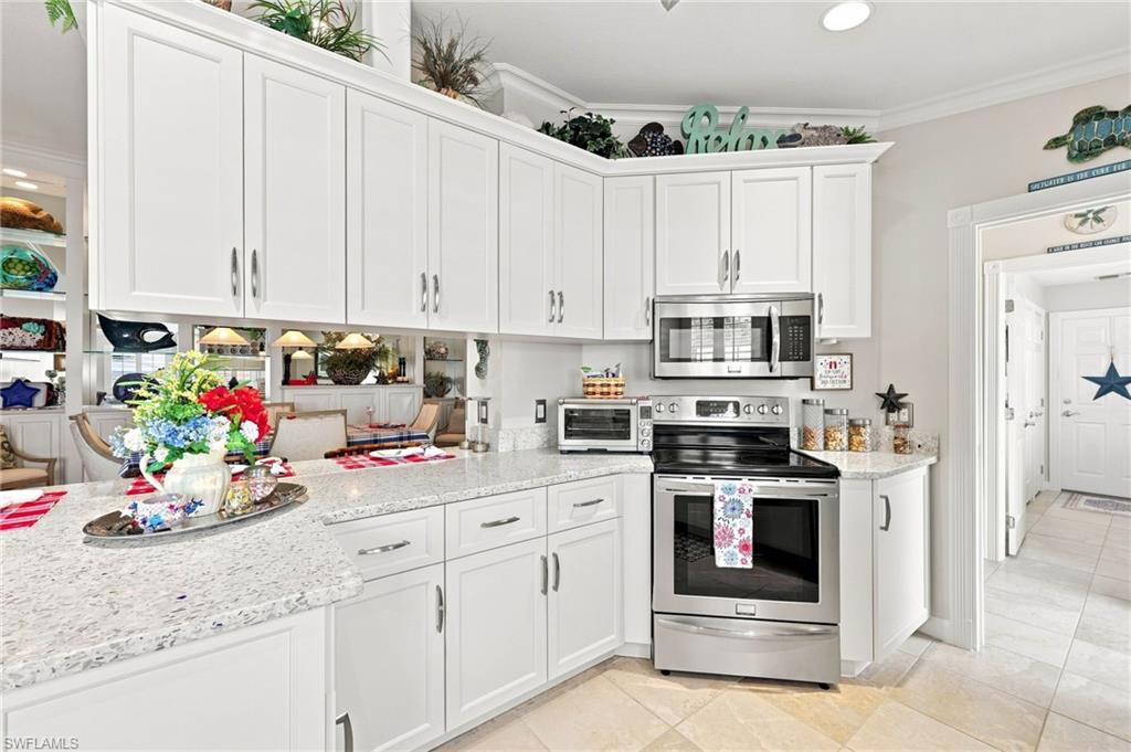 Beautiful updated kitchen