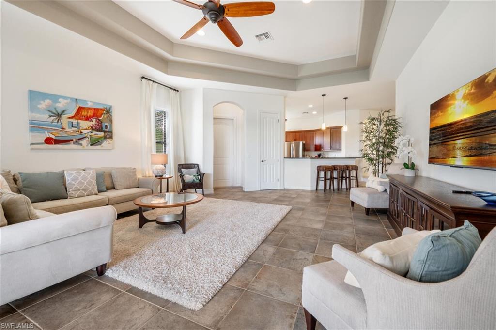 7563 Moorgate Point WAY photo 9