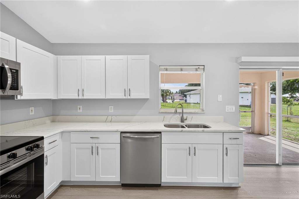 New kitchen cabinets and appliances!