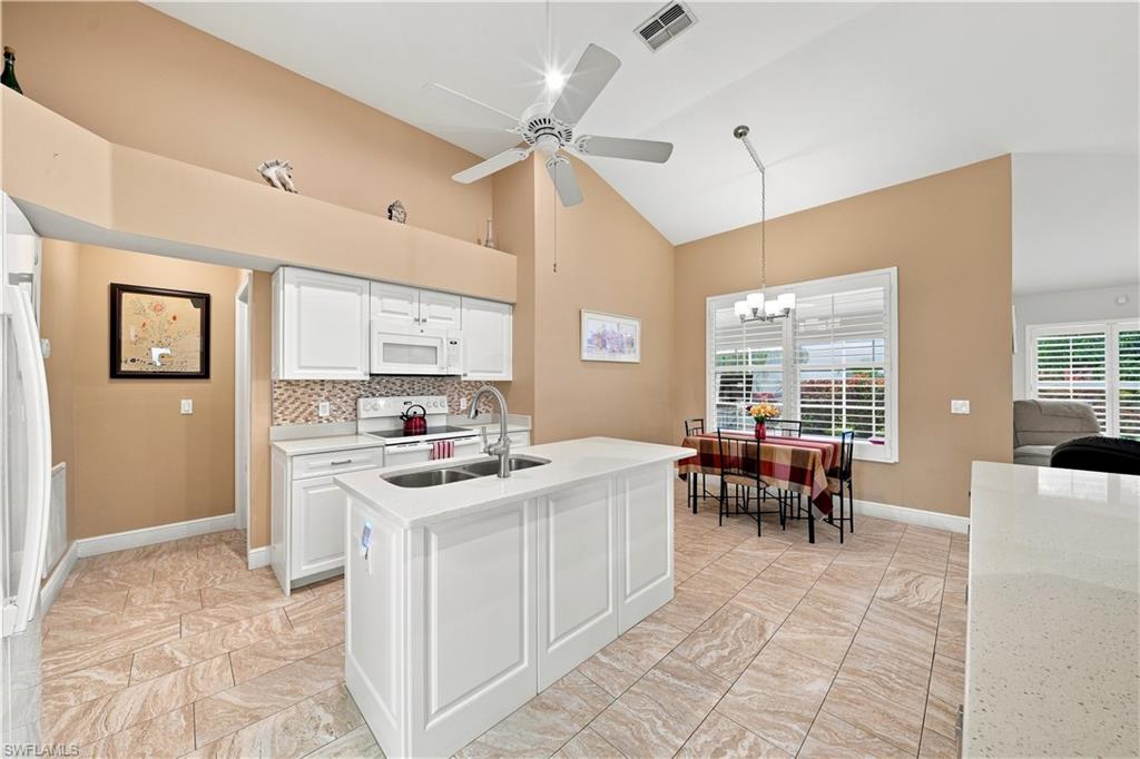 22178 Seashore CIR