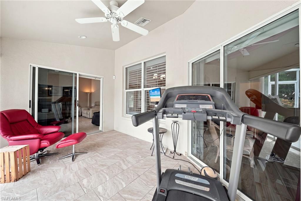 22178 Seashore CIR photo 20
