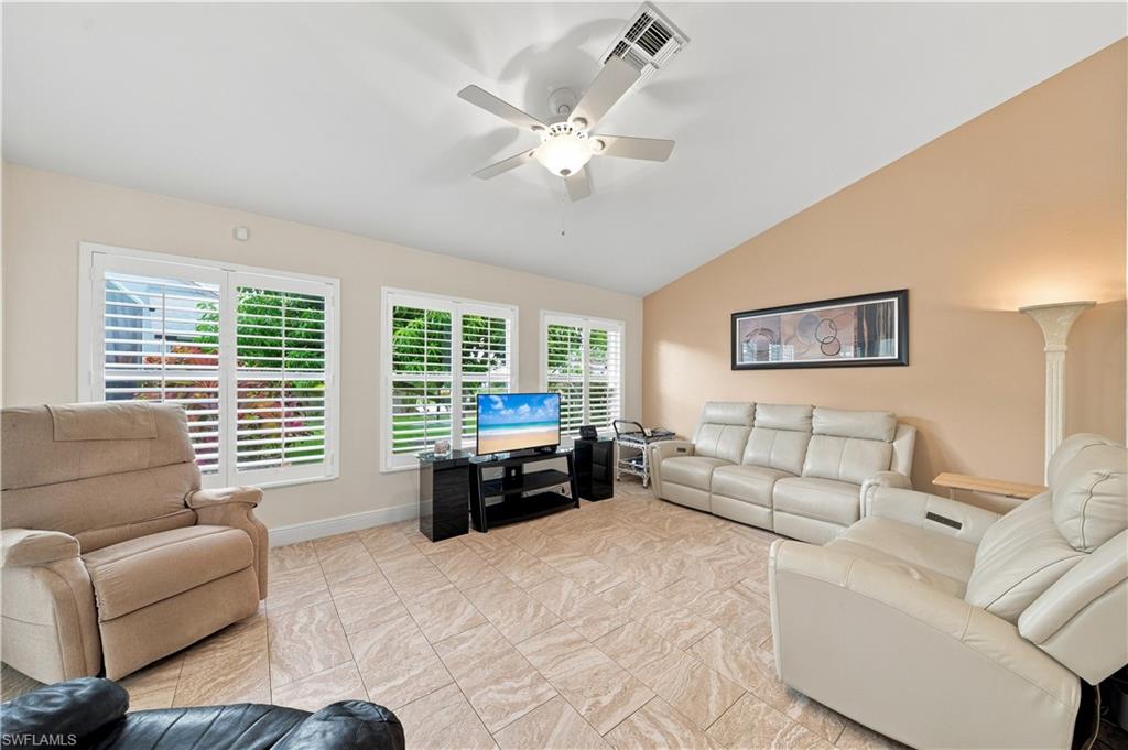 22178 Seashore CIR photo 8