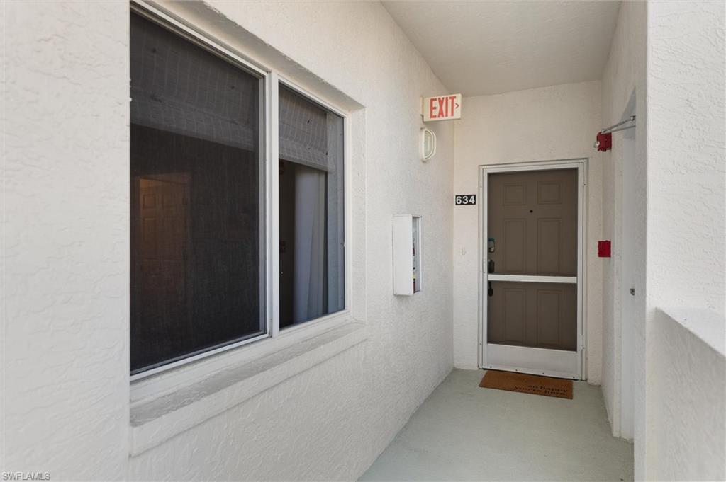 4321 Bay Beach LN 634 photo 6