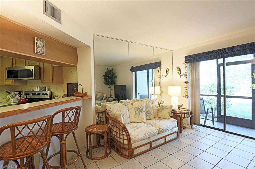 Kitchen pass-through with breakfast bar