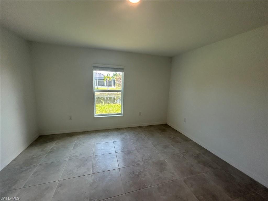 2825 NW 25 LN photo 8