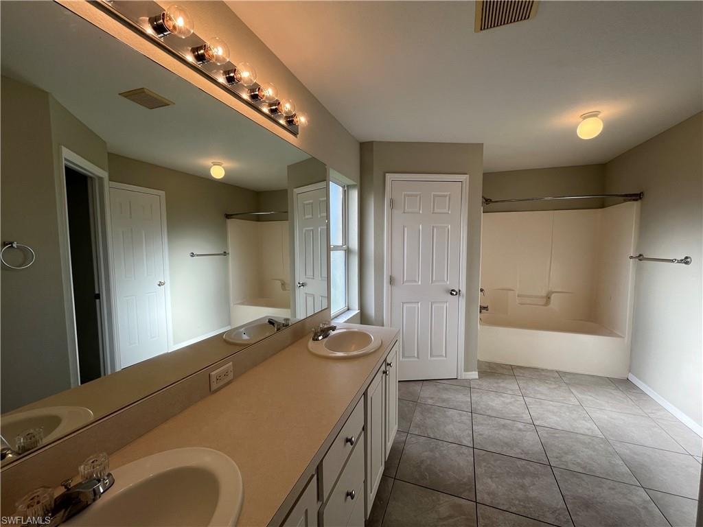 1821 SW 22nd LN photo 8