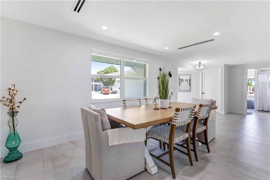 140 Egret ST photo 12