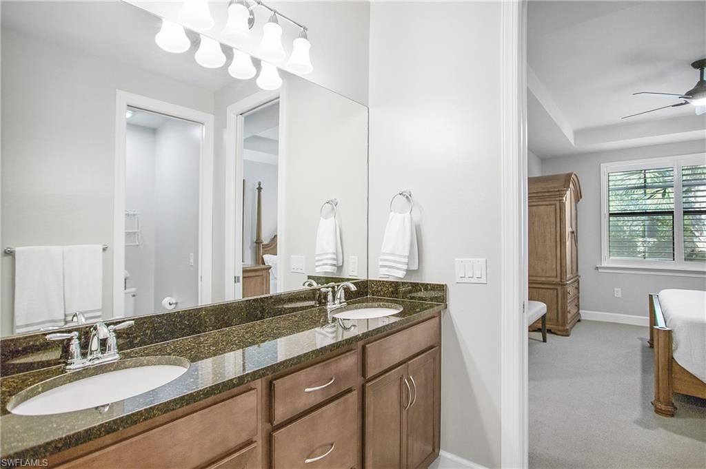 7674 Jacaranda LN photo 12
