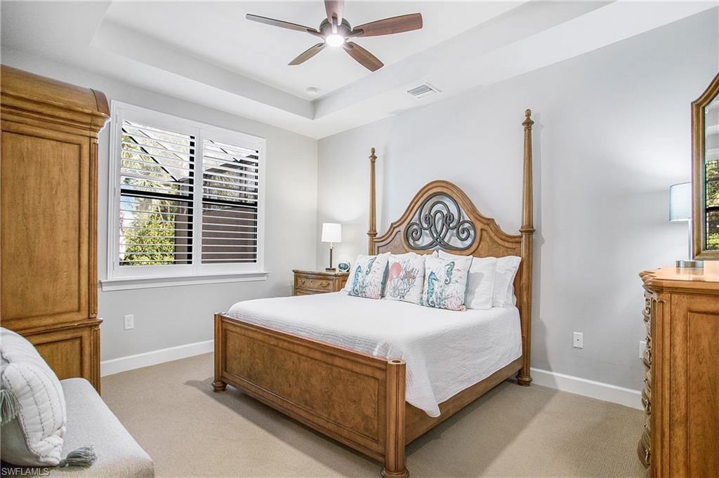 7674 Jacaranda LN photo 9