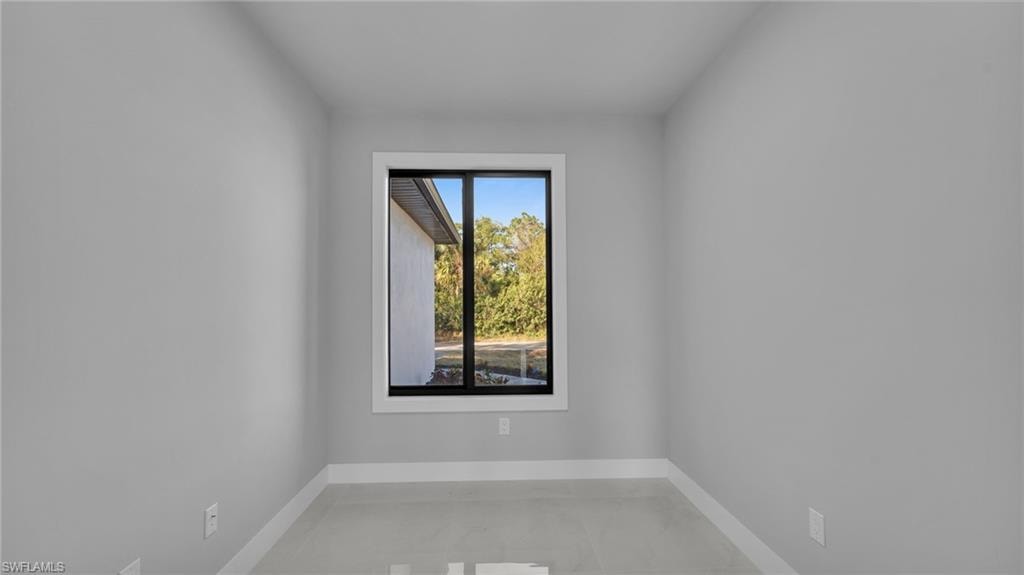 1306 Beth AVE N photo 26
