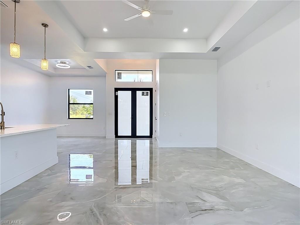 105 Ruby AVE N photo 15