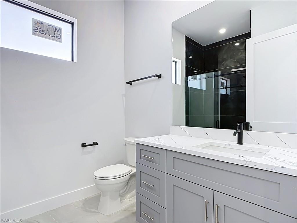105 Ruby AVE N photo 29