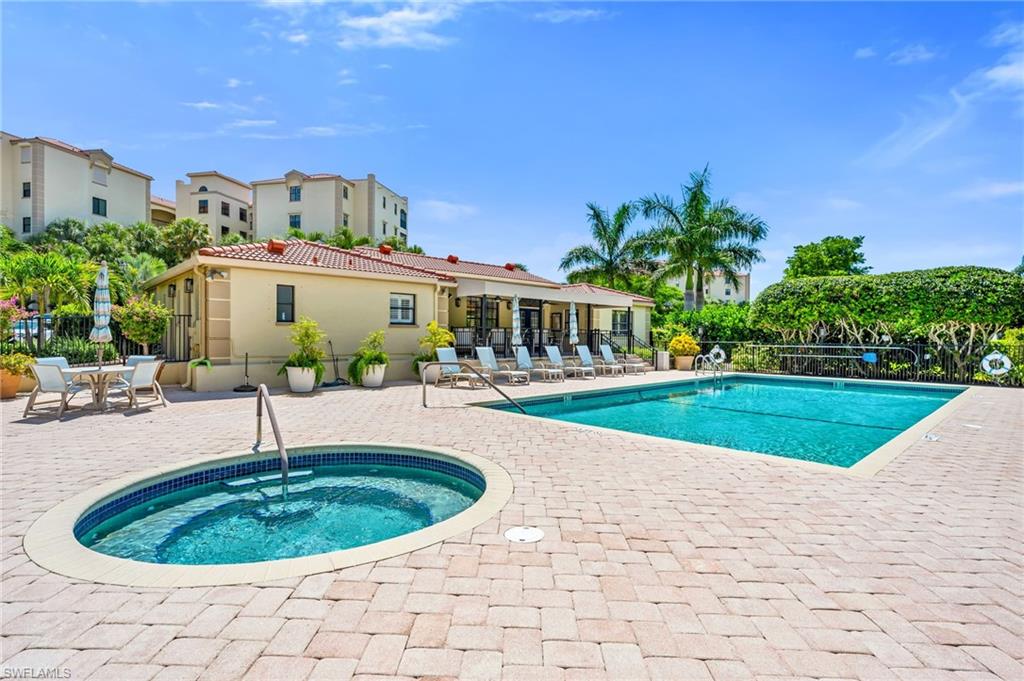 7040 Pelican Bay BLVD 504 photo 17